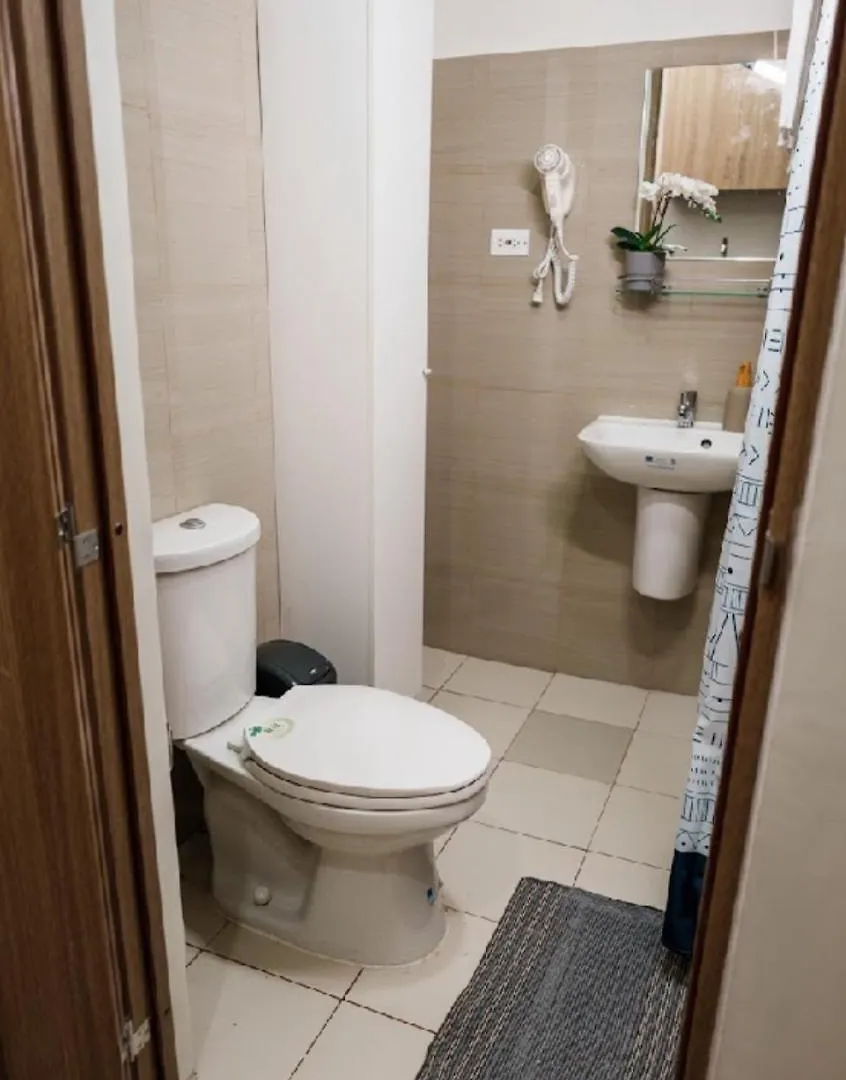 Апартаменты Abbies Staycation Манила